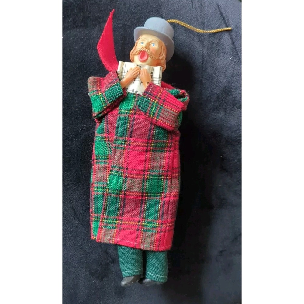 Vintage Victorian Christmasโ Caroler Ornament Made In Taiwan